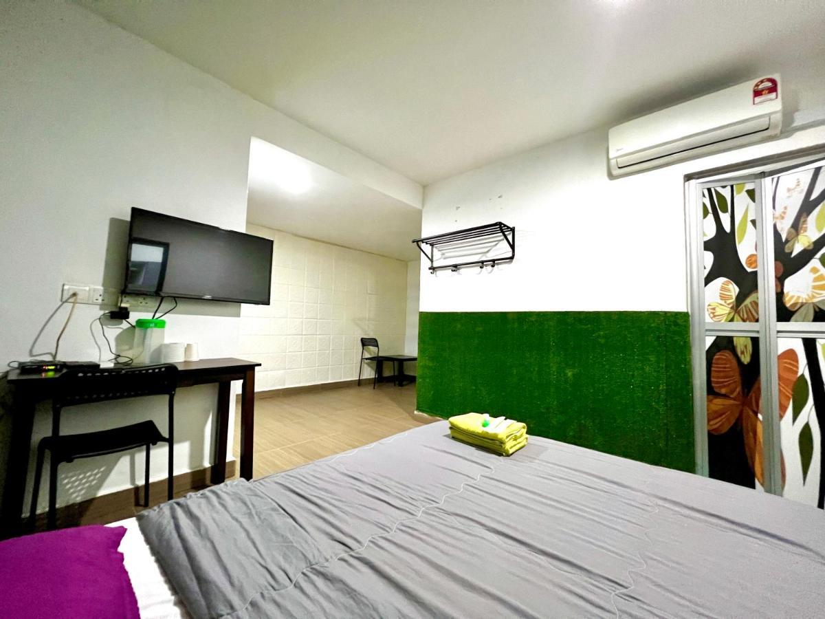 Homestay 55 Johor Bahru Eksteriør billede