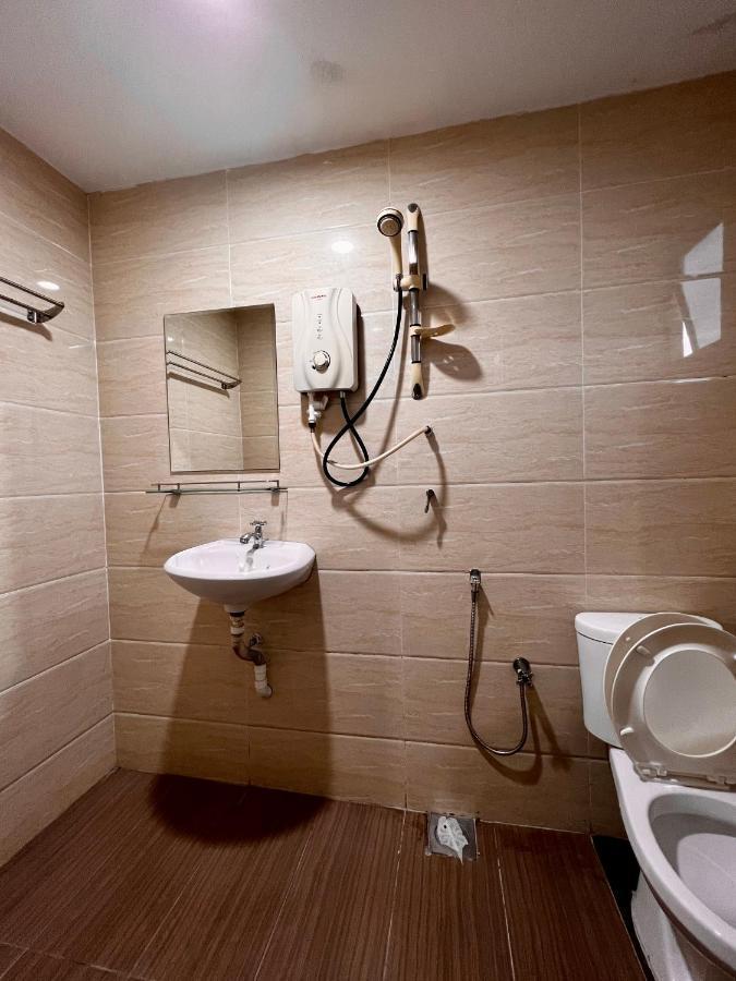 Homestay 55 Johor Bahru Eksteriør billede